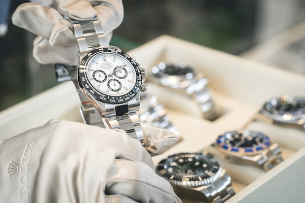 Que comprend ola réparation d'une montre Breitling