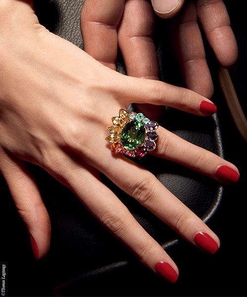 Over the rainbow _ Quand la haute joaillerie passe au color block Over the rainbow _ Quand la haute joaillerie passe au color block