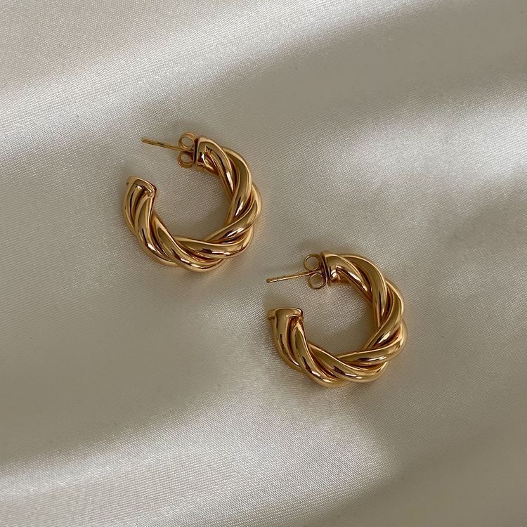 earrings ✨ earrings ✨