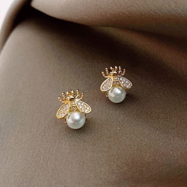 simple and luxurious Pearl Earrings simple and luxurious Pearl Earrings