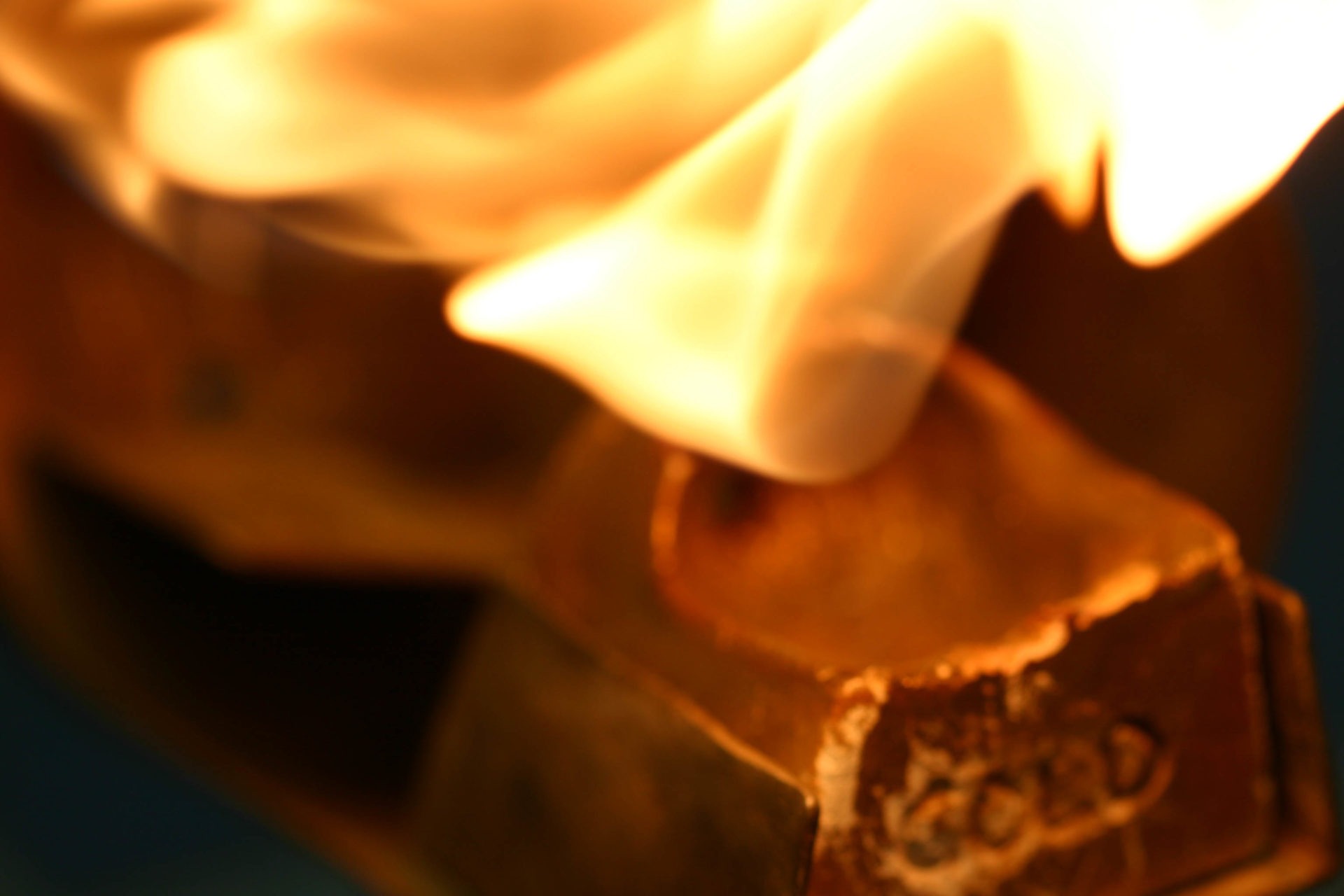 melting-gold-1497962