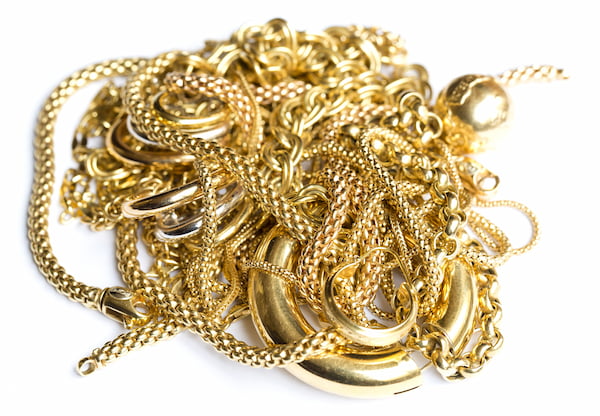 Où et comment vendre vos bijoux de luxe en or