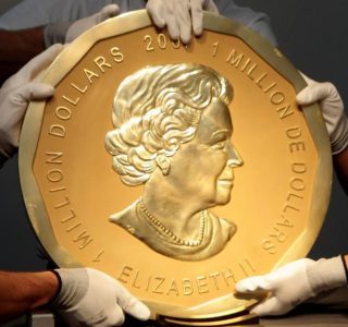 Maior moeda de ouro do mundo é roubada de museu em Berlim
