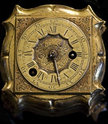 old-clock-1-1413908